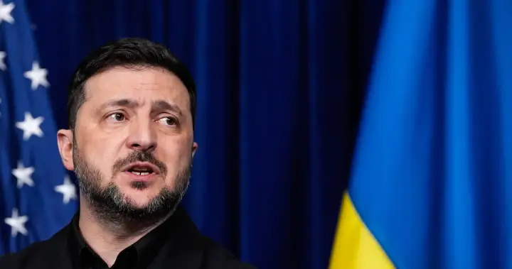 Zelenskyy rejects Russia’s claim Ukraine drones attacked Putin’s residence – National