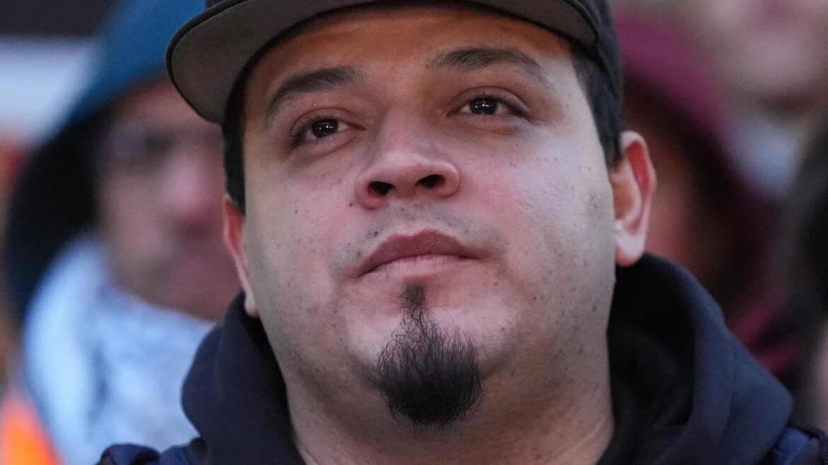 Federal judge to decide whether Kilmar Abrego Garcia should return to immigration custody