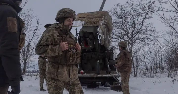 Ukraine, Russia trade accusations of civilian strikes as new year begins – National