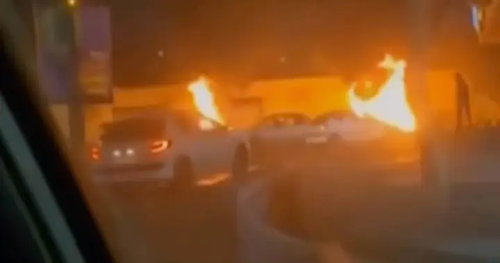 Iran unrest widens despite government crackdown threat, internet shutdown – National