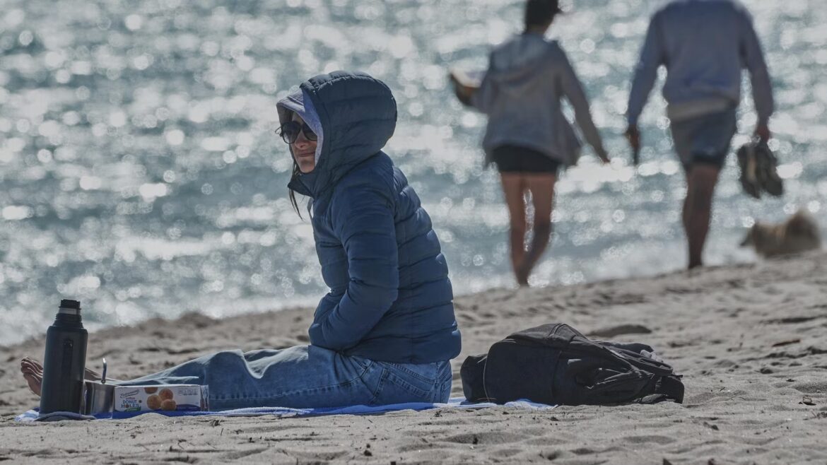 Florida braces for frost and possible snow flurries as winter storms hit other parts of the US