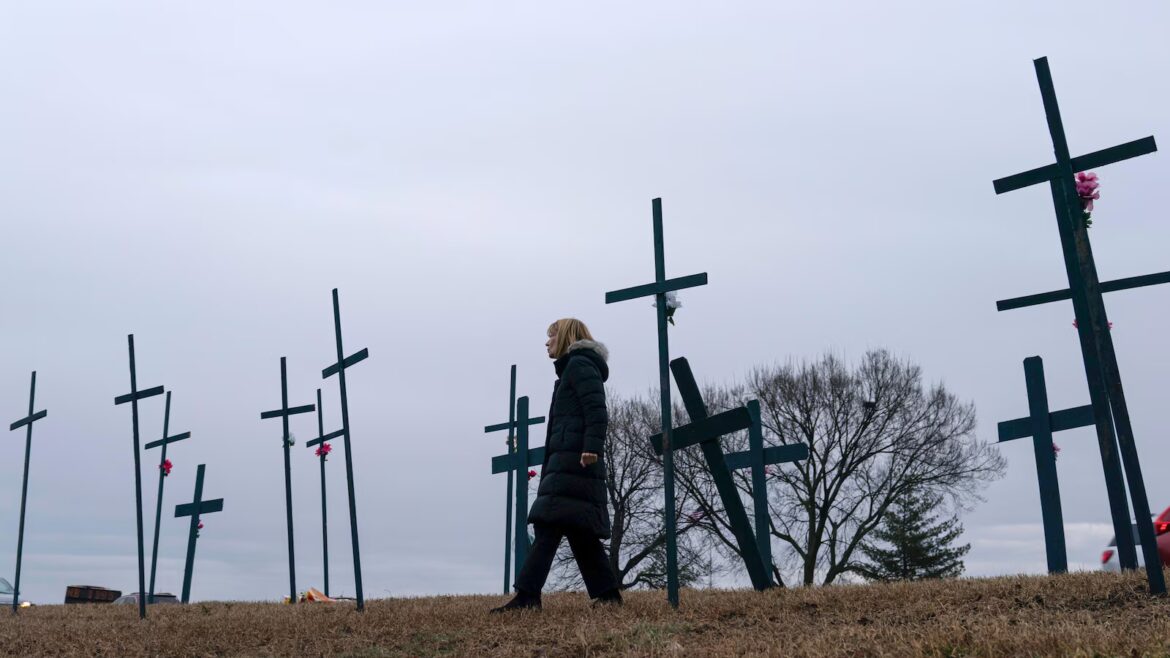 NTSB to highlight what led to a deadly midair collision near Washington, DC, at daylong hearing