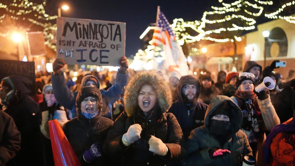 A shadow network in Minneapolis defies ICE and protects immigrants