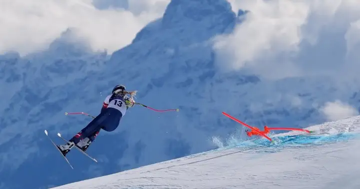 Lindsey Vonn crashes in Winter Olympic downhill, taken away by helicopter – National