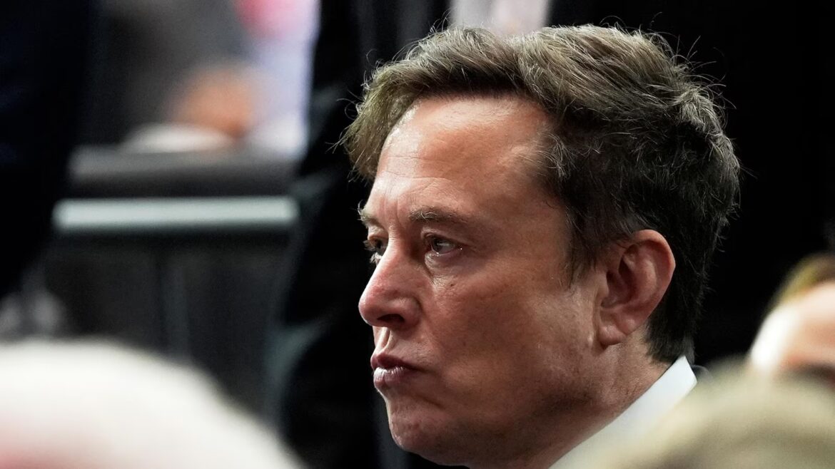 Elon Musk combines his rocket and AI businesses before an expected IPO this year