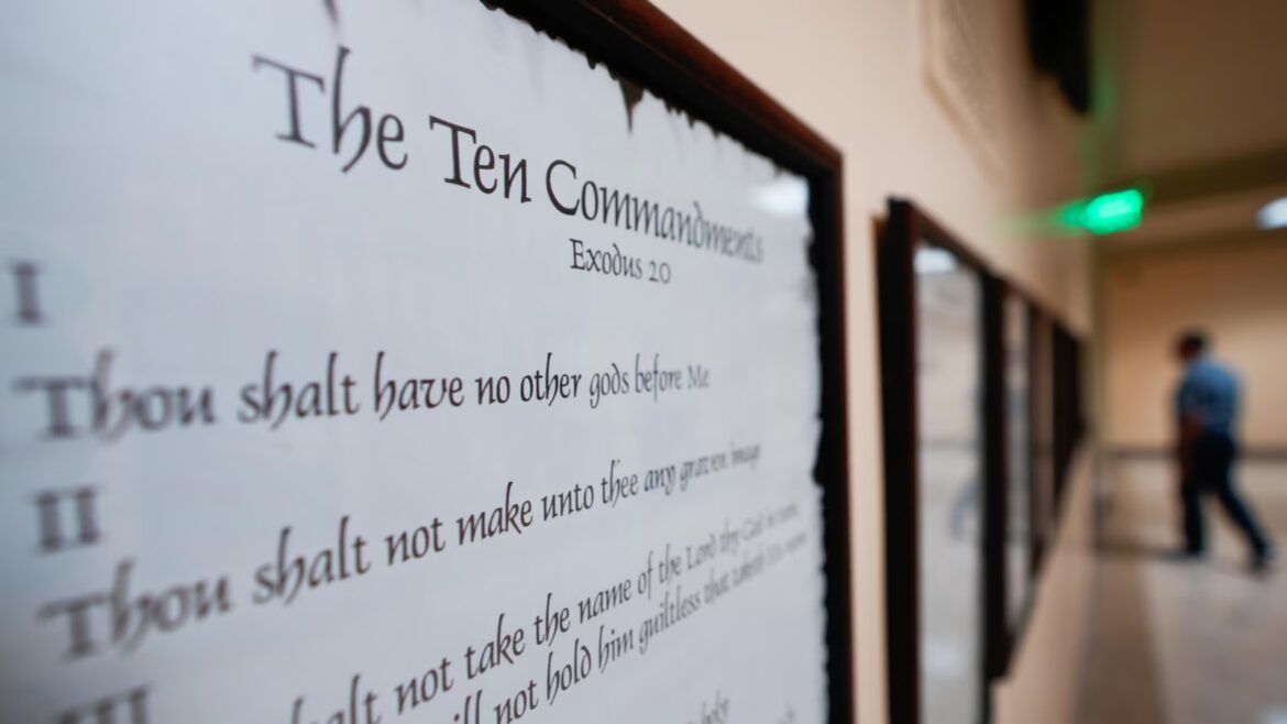 Court clears way for Louisiana law requiring Ten Commandments in classrooms