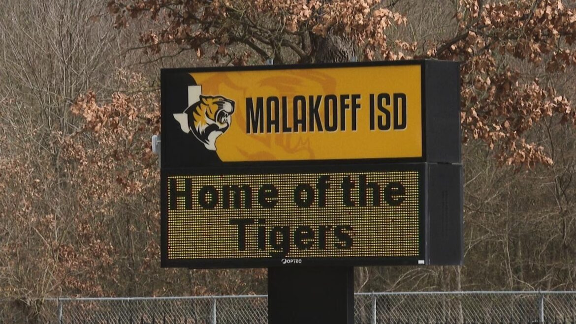 Some US schools cancel class pictures after online claims surrounding Epstein