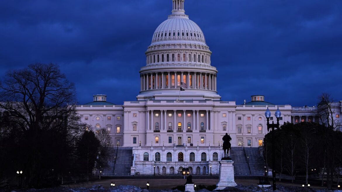 Trump’s State of the Union will seek to calm voters’ economic concerns ahead of midterm elections