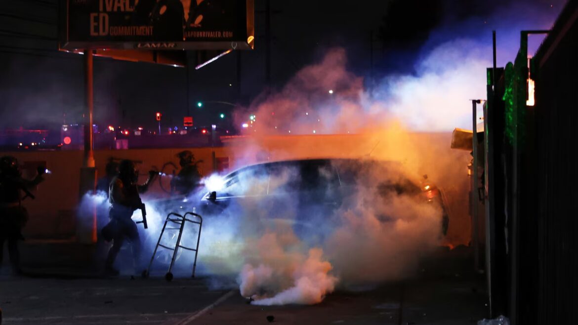 Man sentenced to 4 years in prison for throwing Molotov cocktail during LA immigration protest