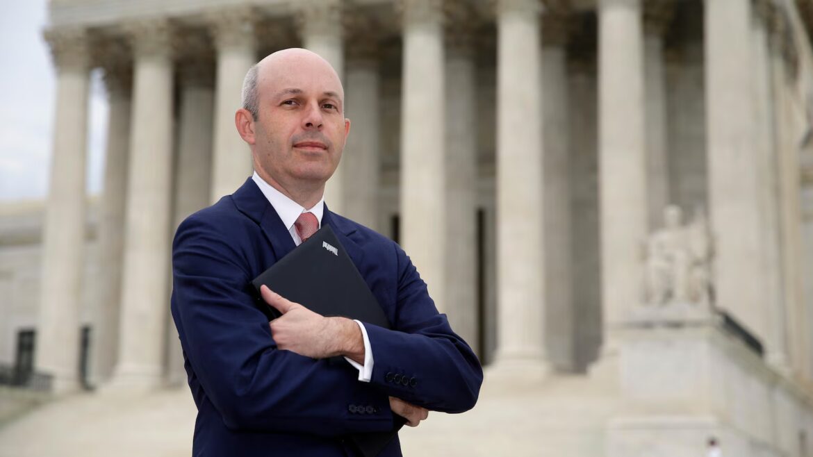 Supreme Court litigator convicted of tax evasion over income from high-stakes poker