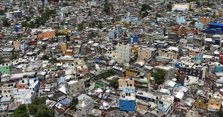 Canadians involved in tourist bus crash in Dominican Republic, embassy says – National