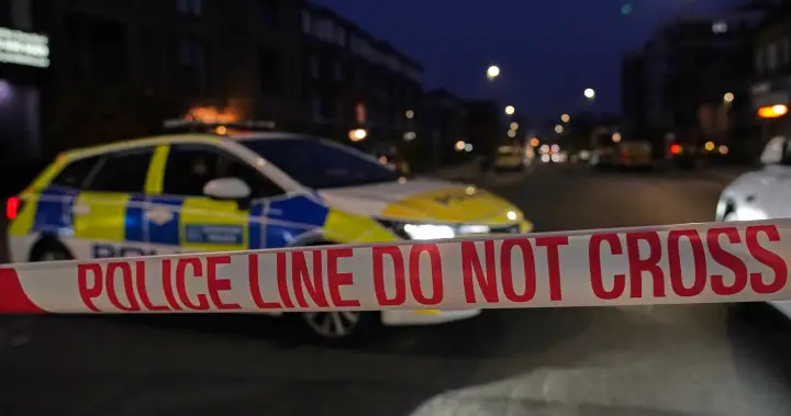 2 men arrested as police probe U.K. antisemitic arson attack on ambulances – National