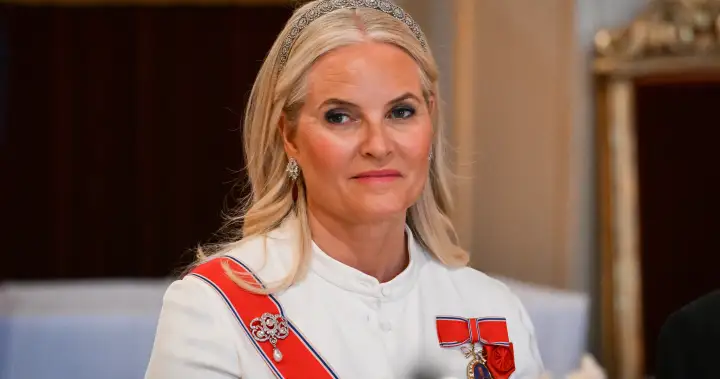 Norway’s crown princess says she was ‘manipulated’ by Epstein in new interview – National