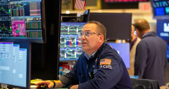 Global markets rise, oil prices retreat despite Iran war escalation – National