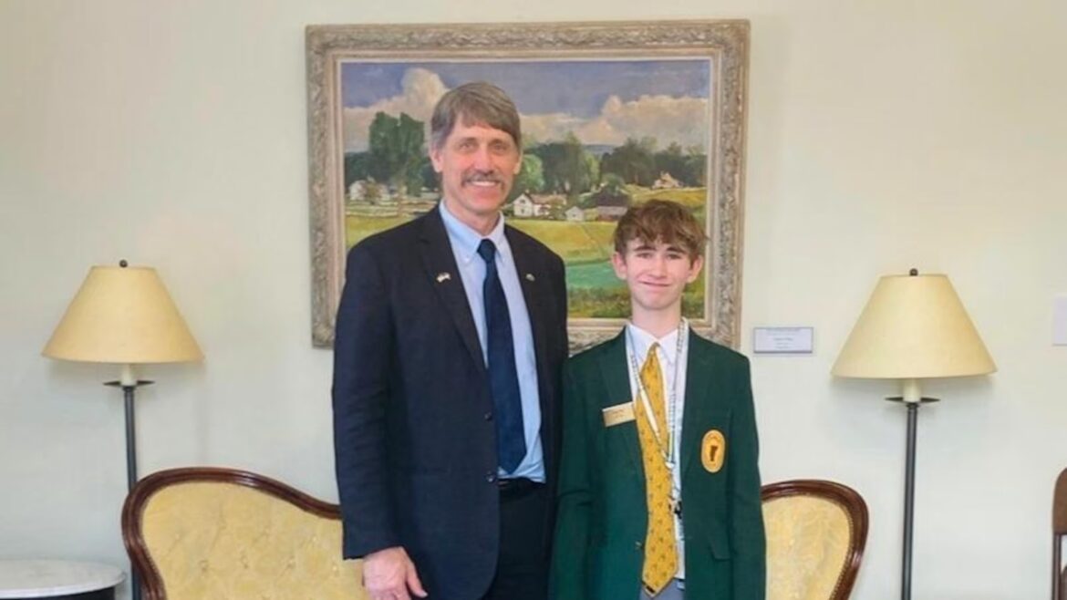 14-year-old running for governor 1st teen to get on Vermont’s general election ballot