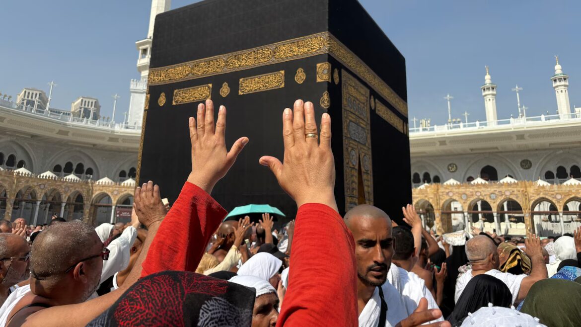 War in the Middle East ensnares many Muslim pilgrims in travel chaos