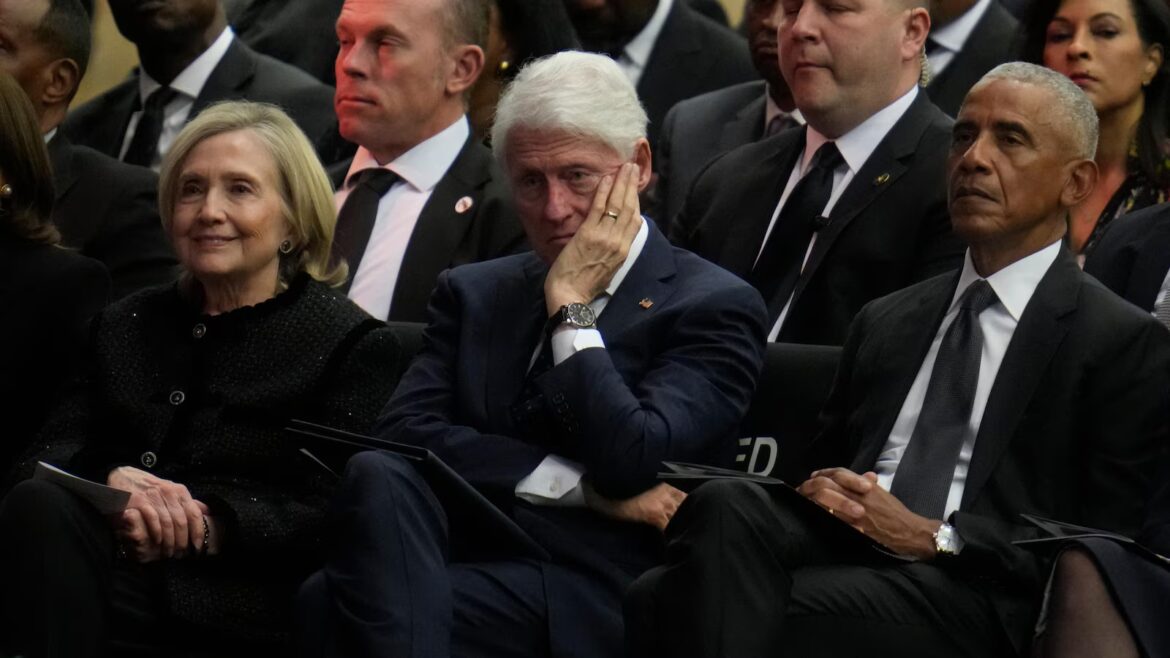 After a president-filled celebration, Rev. Jesse Jackson’s family gathers for a private homegoing