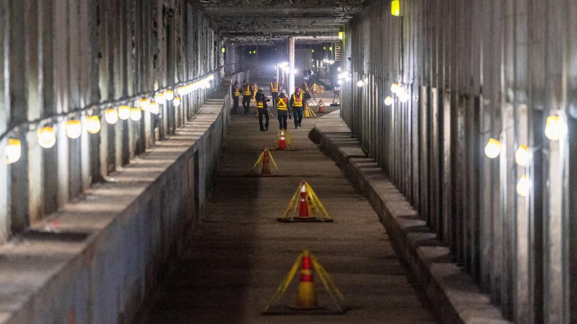 New York transit officials sue Trump administration to restore subway project funding