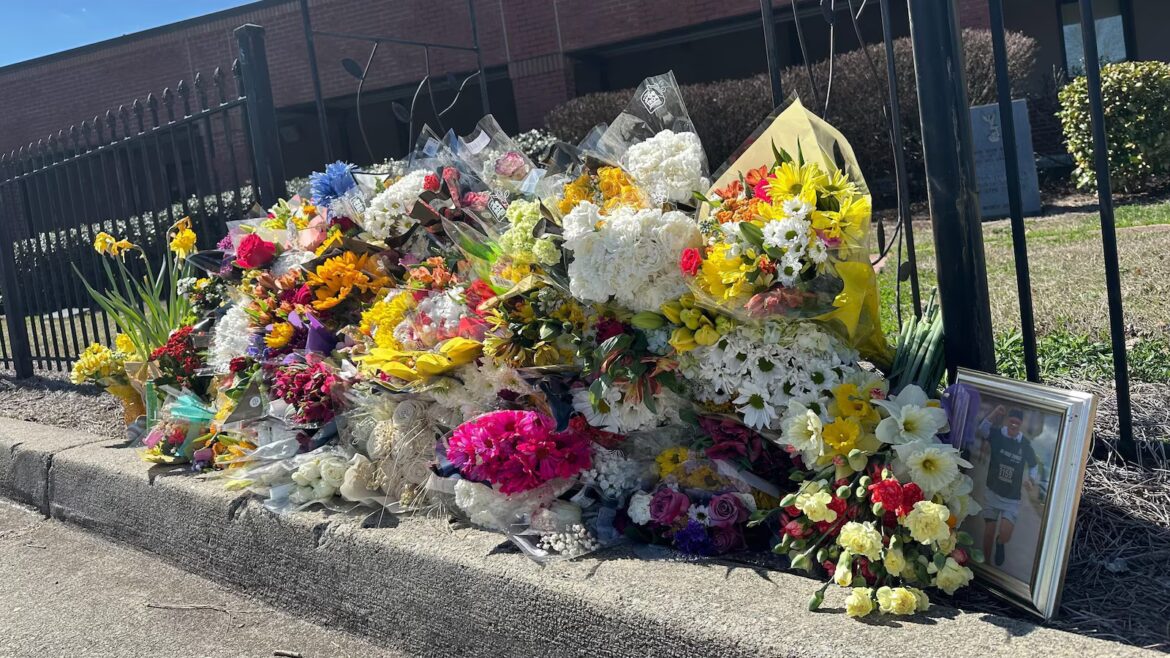 Prosecutor drops vehicular homicide charge against teen charged in death of teacher in prank