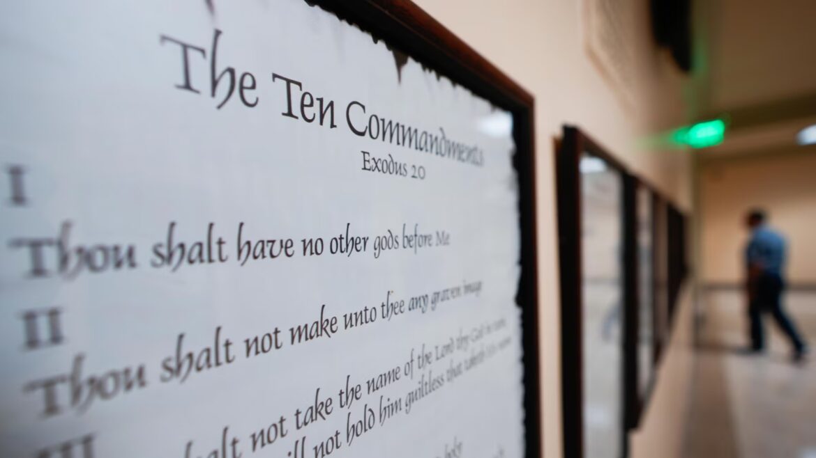 Judge strikes down law mandating schools display the Ten Commandments