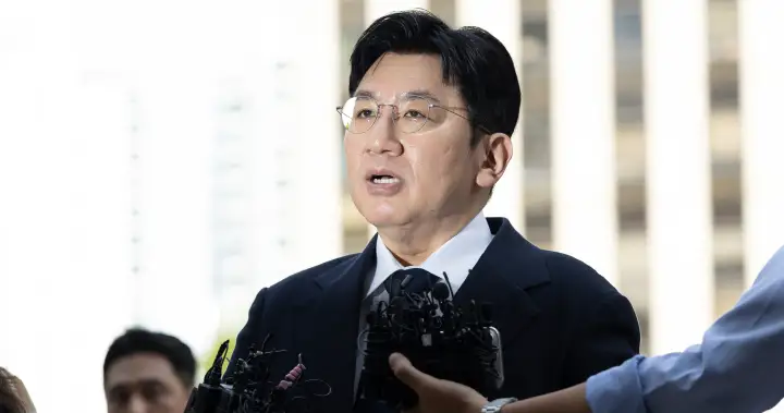 K-pop mogul behind BTS being sought by police in South Korea – National