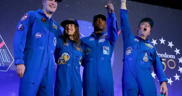 Canada’s Jeremy Hansen, Artemis II crewmates set to hold news conference – National