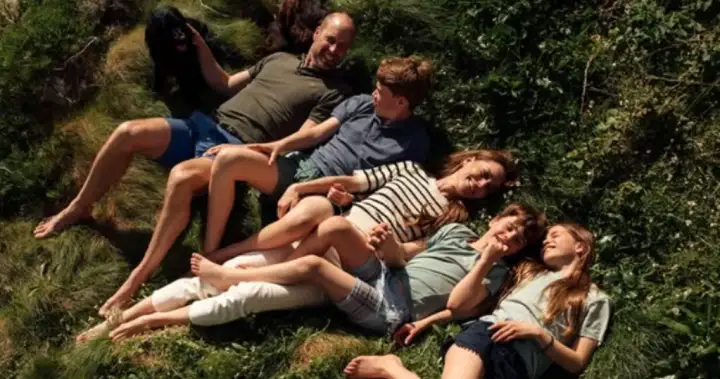 William and Kate share new family photo on 15th wedding anniversary – National