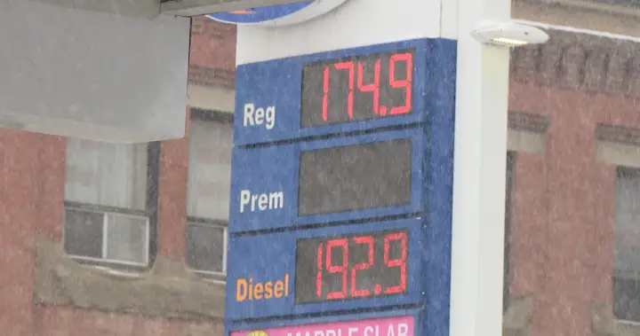 Soaring gas prices prompt renewed calls for government fuel tax relief