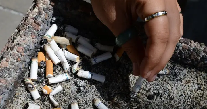 The U.K. just banned smoking for life for youth. Should Canada do the same? – National