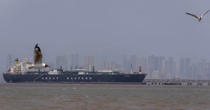 Talks ongoing as U.S. blockade of Iranian ports continues – National