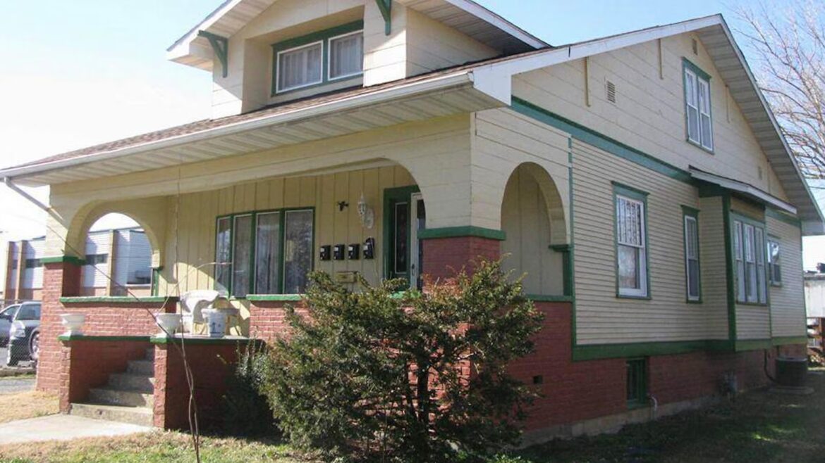 For sale: Illinois house where George Harrison visited his sister before Beatlemania