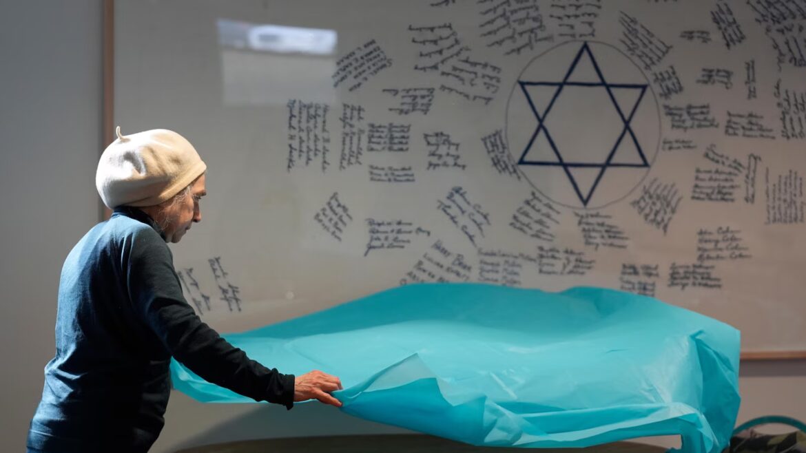 A project to save rural synagogues grows from Maine to Montana