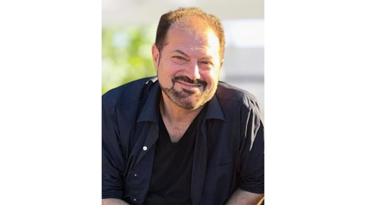 Elected leaders and clergy seek release of Wisconsin mosque president detained by immigration agents