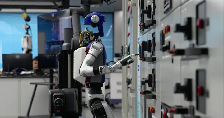 China has outlawed companies from AI-based layoffs. Should Canada follow? – National