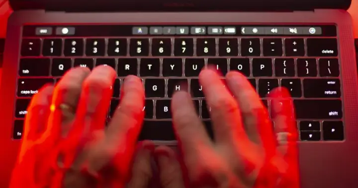 Russian disinformation poses ‘urgent’ threat to Canada, Senate report warns – National