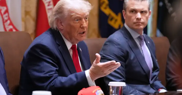 Trump says Iran ‘negotiating on fumes’ in talks to reopen Strait of Hormuz – National