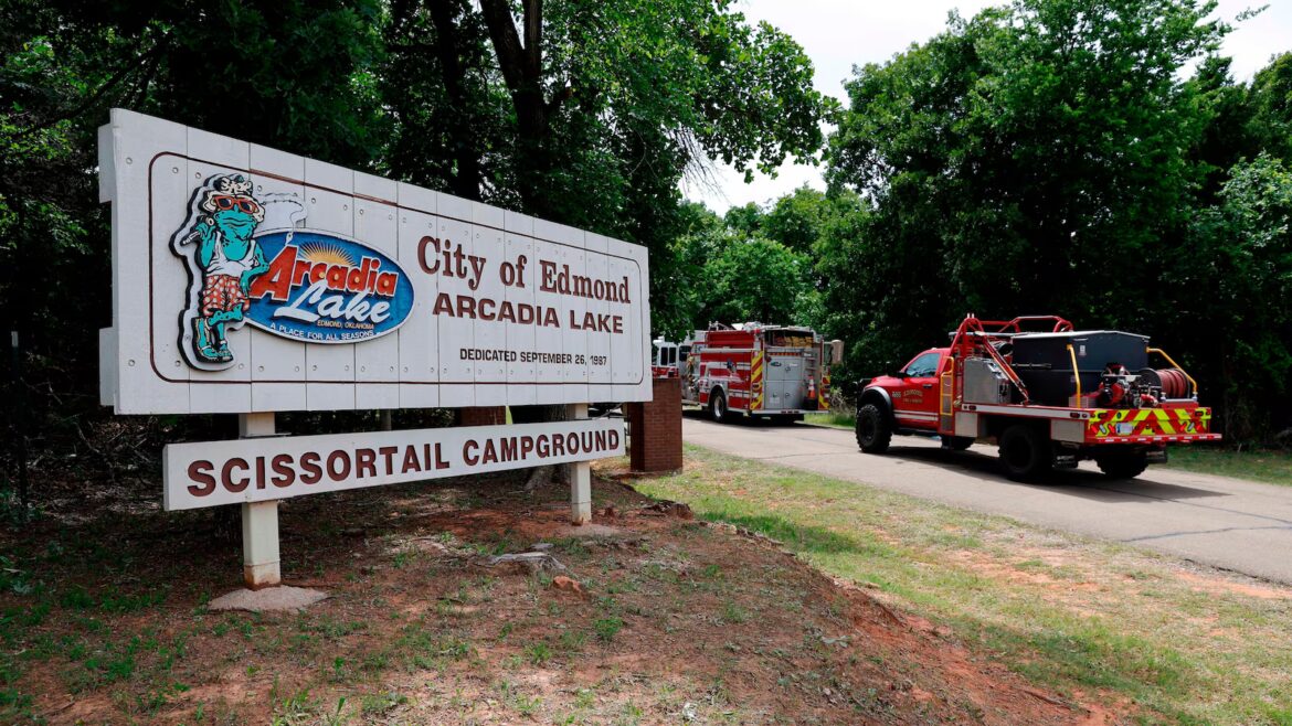 Fight led to shooting at Oklahoma park that left 23 wounded, police say