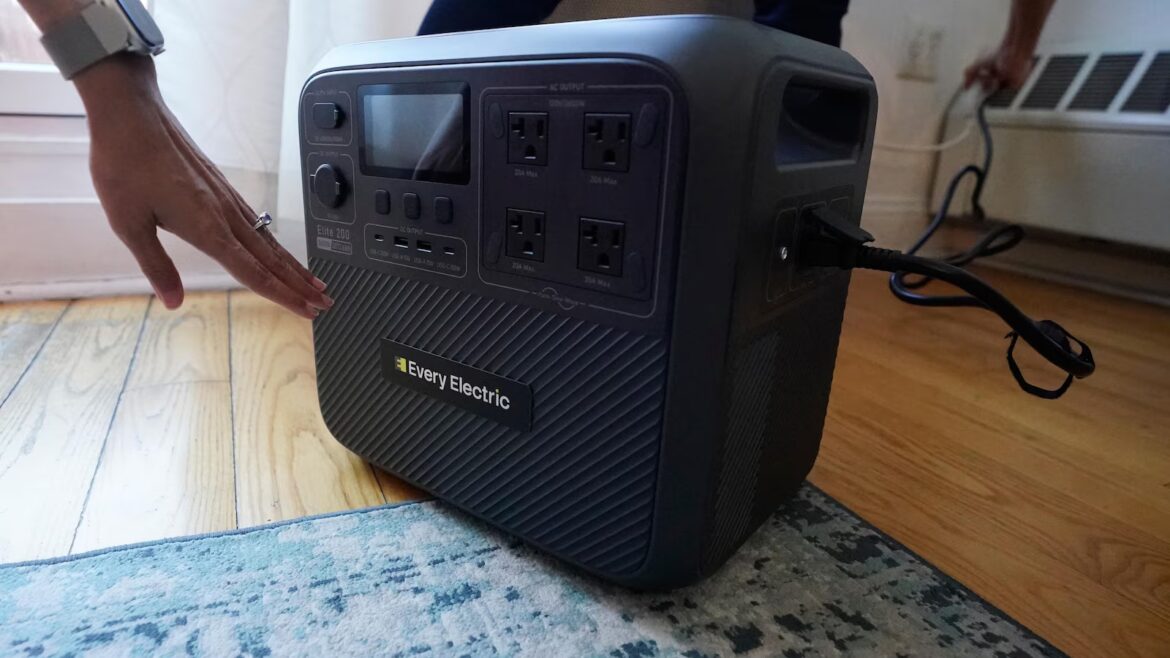 Air conditioning battery program for renters could help manage grid stress
