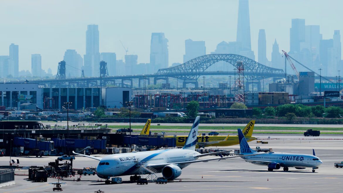 United flight landing in Newark strikes light pole on New Jersey Turnpike, FAA says