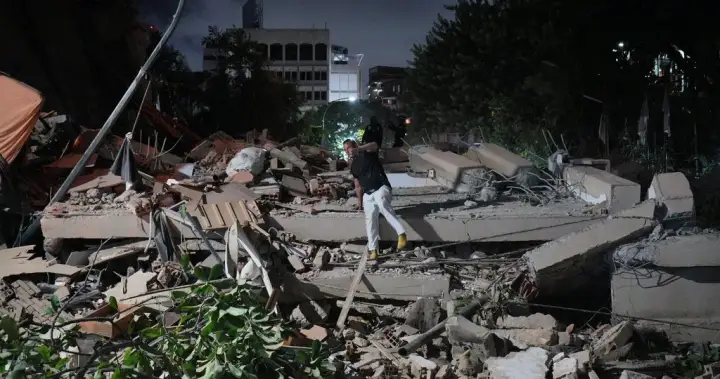 Back-to-back powerful earthquakes slam Venezuela, collapsing buildings