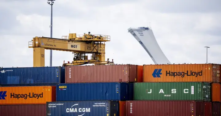 Canada’s exports were up for the 4th straight month, says StatCan – National