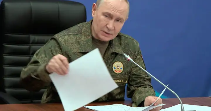 1 killed in attack on Crimea as Putin and Zelenskyy hold separate Trump calls – National
