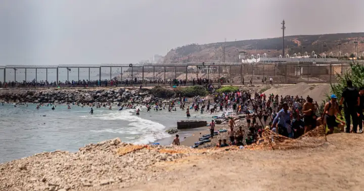 Thousands flood into Spain’s Ceuta from Morocco, sparking military response – National